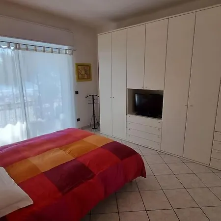 Serenella - Frontemare Apartament Diano Marina